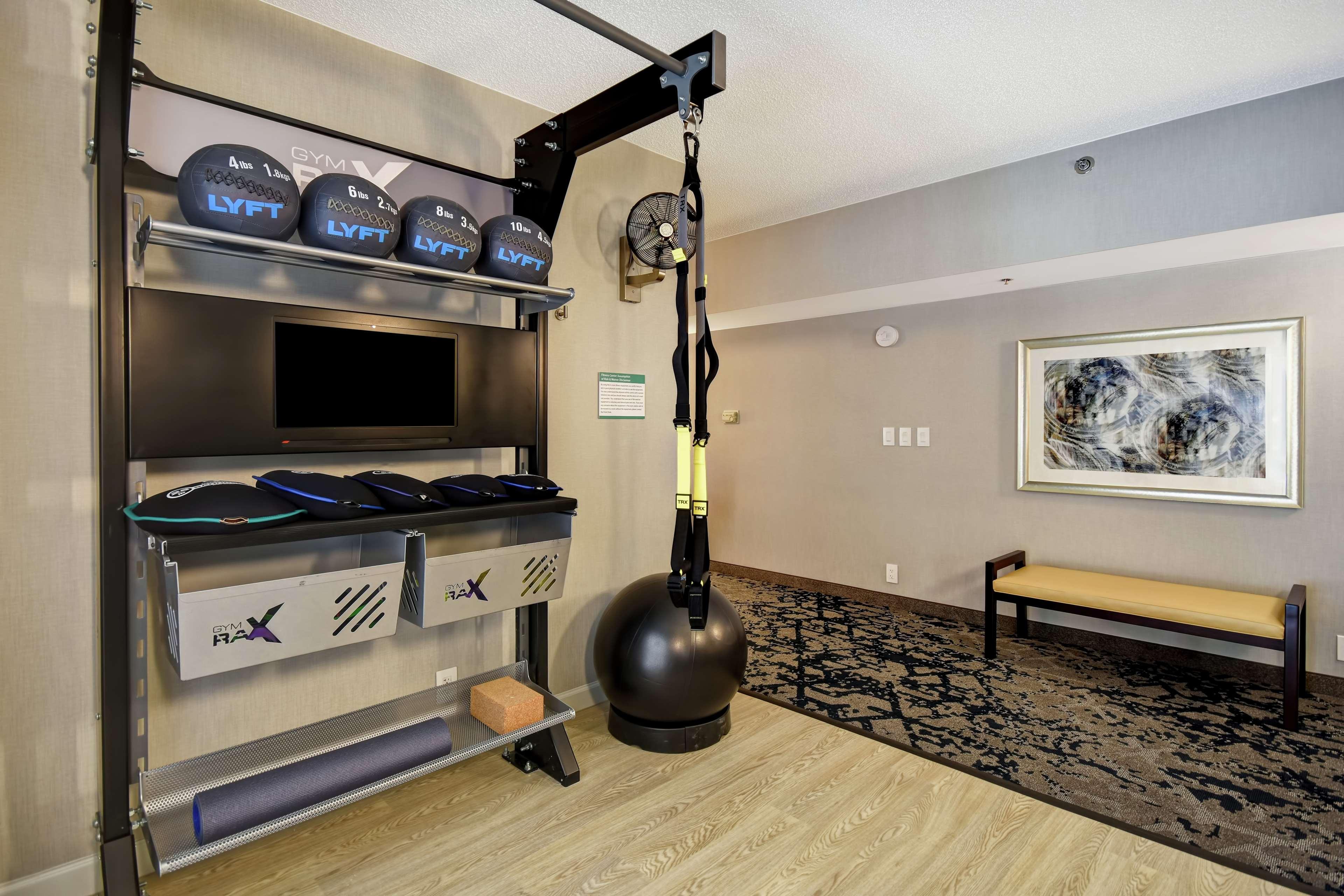 Embassy Suites By Hilton Raleigh Durham Research Triangle Cary Bagian luar foto