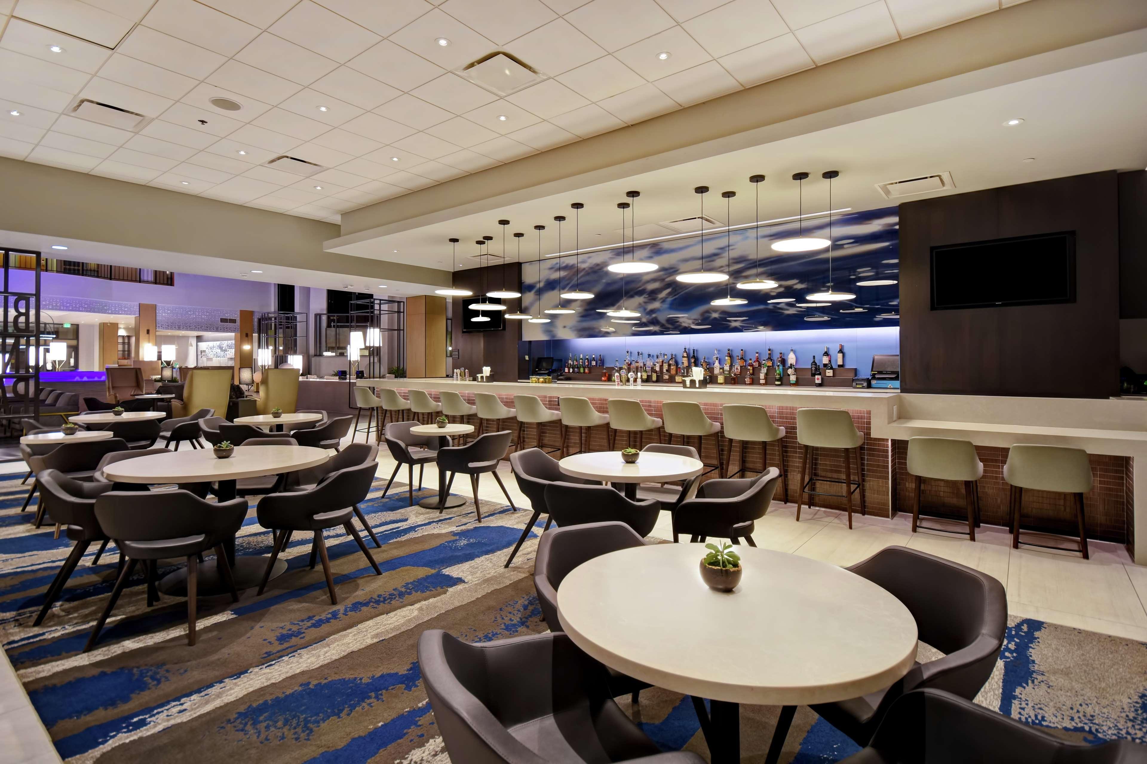 Embassy Suites By Hilton Raleigh Durham Research Triangle Cary Bagian luar foto