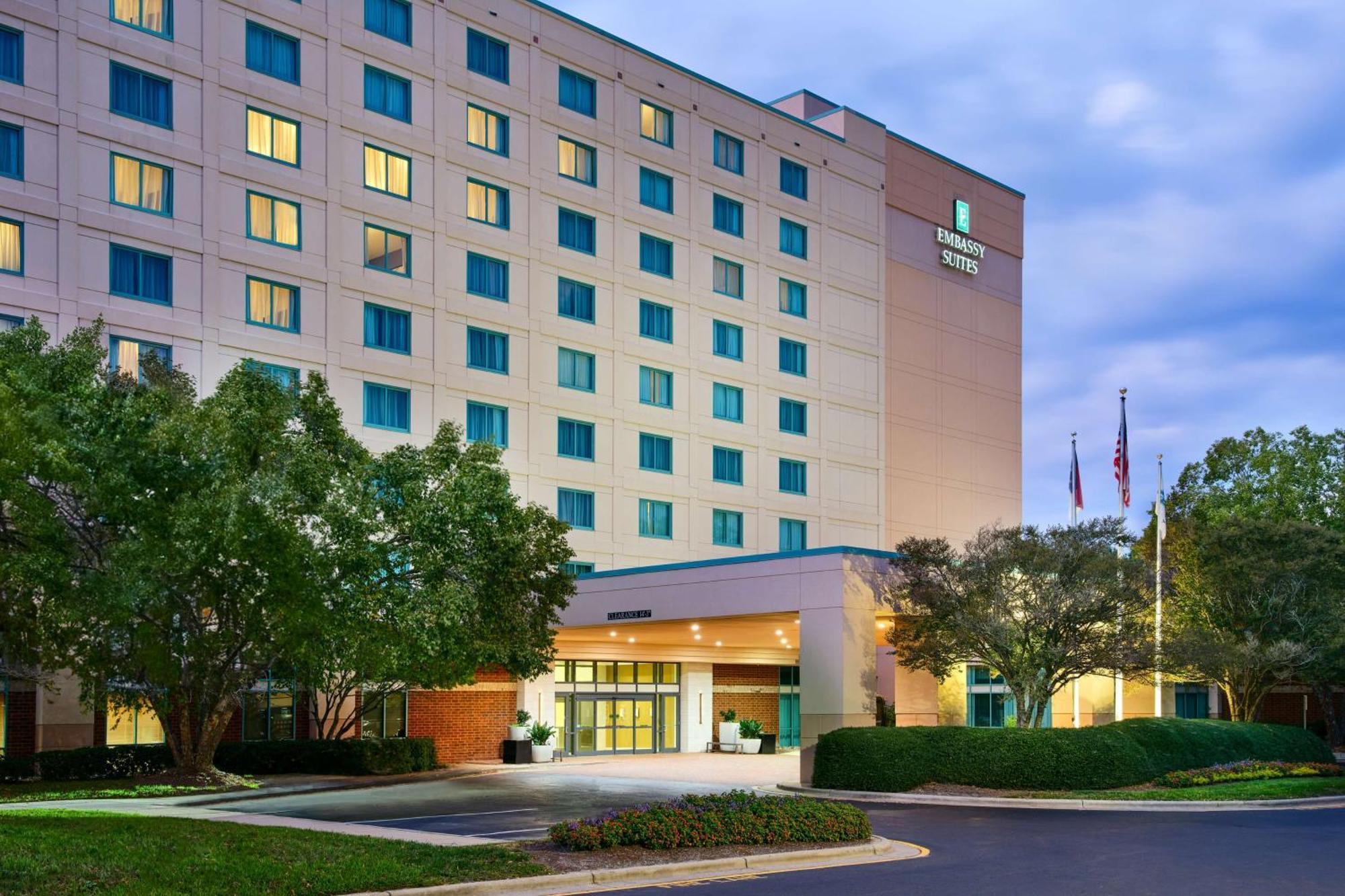 Embassy Suites By Hilton Raleigh Durham Research Triangle Cary Bagian luar foto