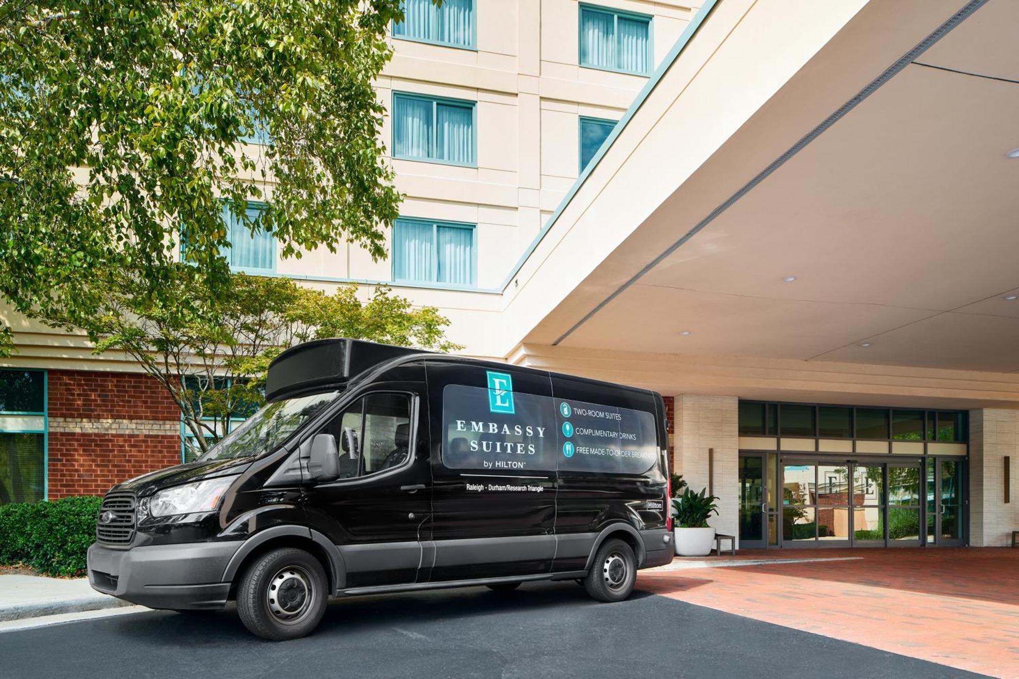 Embassy Suites By Hilton Raleigh Durham Research Triangle Cary Bagian luar foto