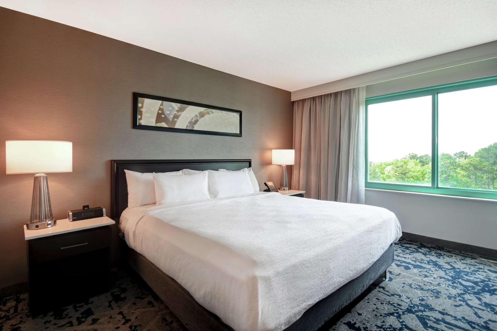 Embassy Suites By Hilton Raleigh Durham Research Triangle Cary Bagian luar foto