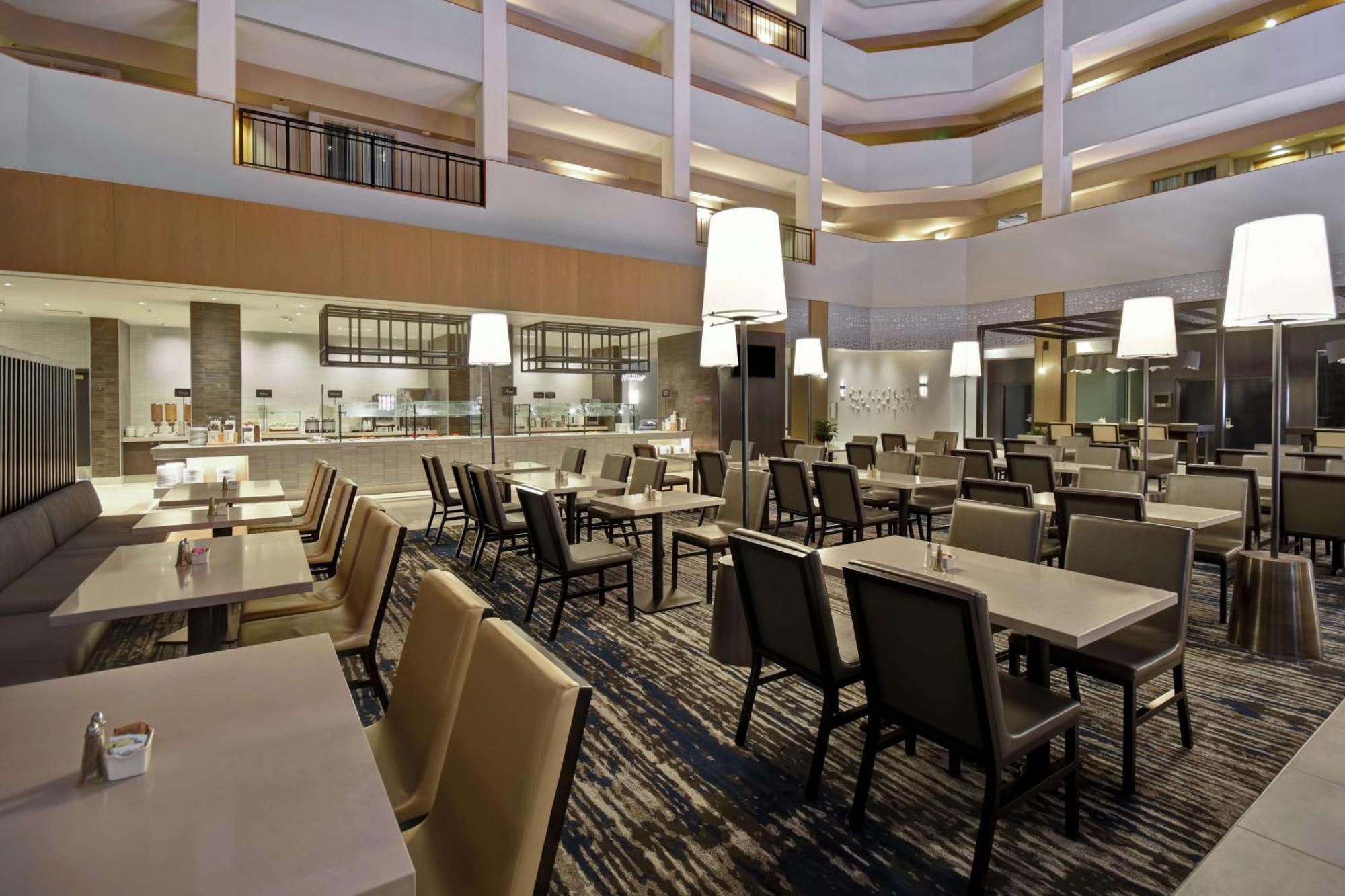 Embassy Suites By Hilton Raleigh Durham Research Triangle Cary Bagian luar foto