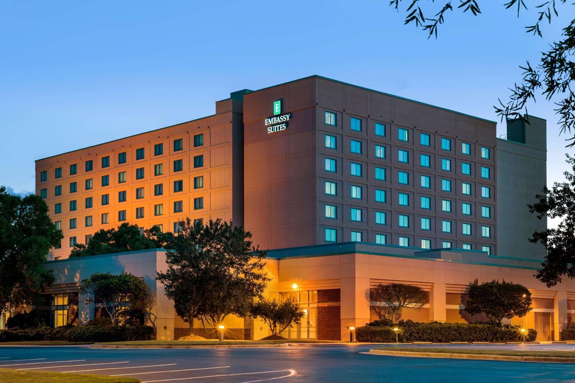 Embassy Suites By Hilton Raleigh Durham Research Triangle Cary Bagian luar foto